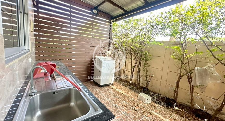 For rent and for sale 3 bedrooms house in Bang Lamung, Chonburi
