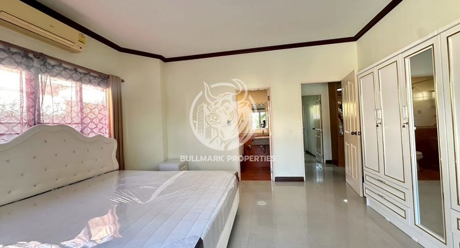 For rent and for sale 3 bedrooms house in Bang Lamung, Chonburi