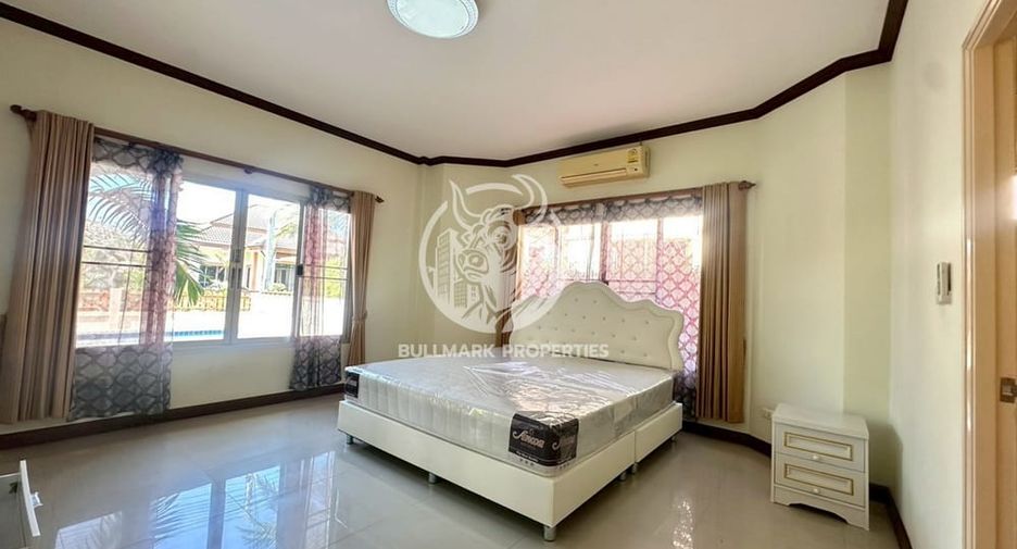 For rent and for sale 3 bedrooms house in Bang Lamung, Chonburi
