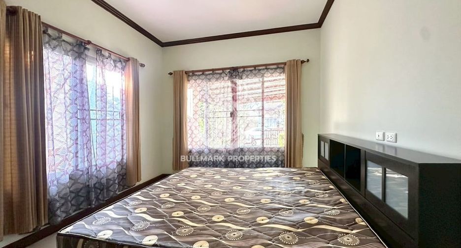 For rent and for sale 3 bedrooms house in Bang Lamung, Chonburi
