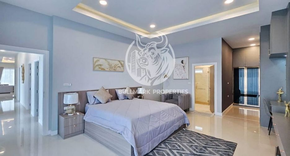 For rent and for sale 3 bedrooms house in Huay Yai, Pattaya