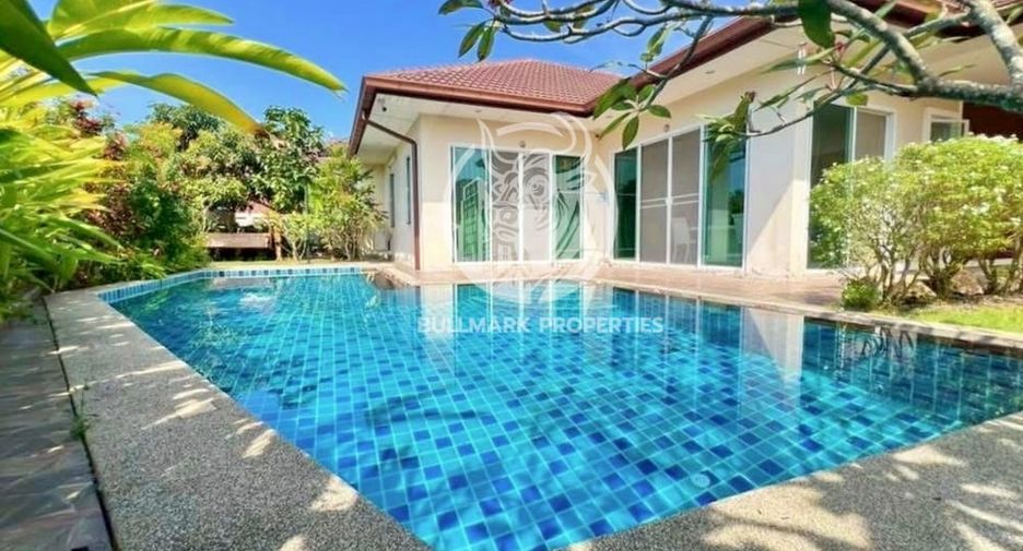 For rent 3 bedrooms house in Huay Yai, Pattaya