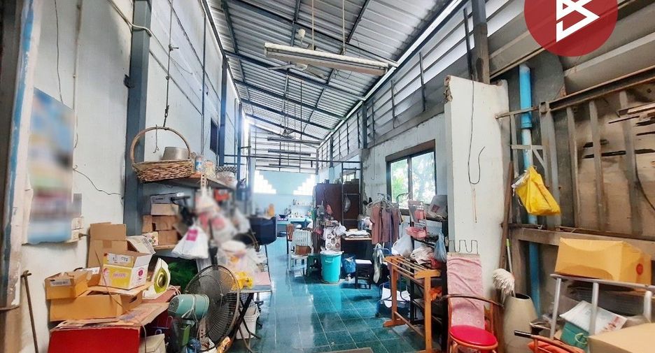 For sale 5 ベッドルーム retail Space in Phasi Charoen, Bangkok