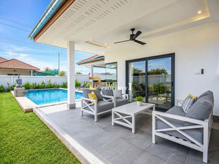 For sale 3 bedrooms villa in Hua Hin, Prachuap Khiri Khan