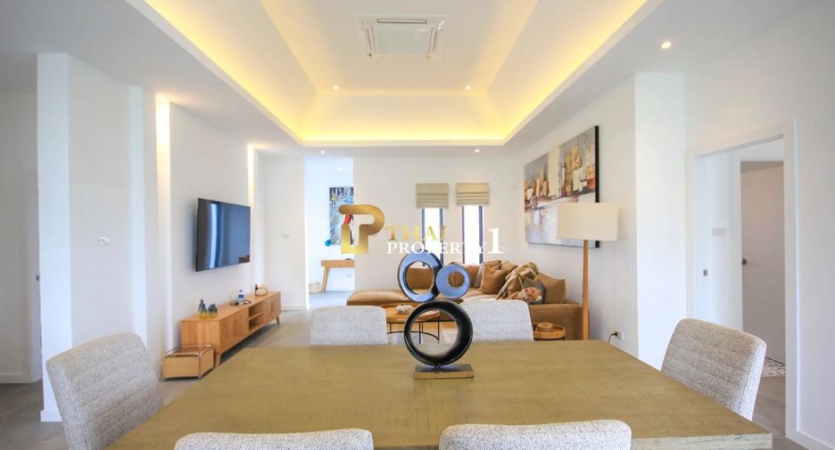 For sale 3 ベッドルーム villa in Hua Hin, Prachuap Khiri Khan