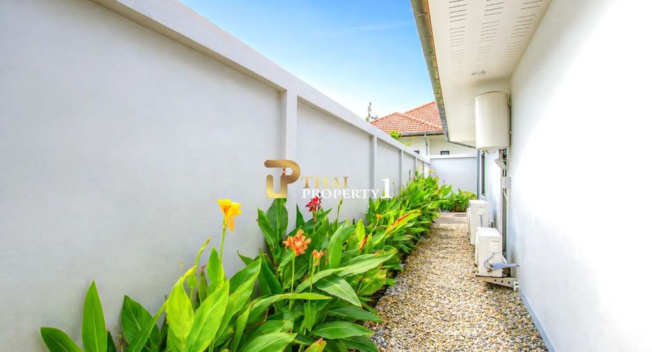 For sale 3 ベッドルーム villa in Hua Hin, Prachuap Khiri Khan