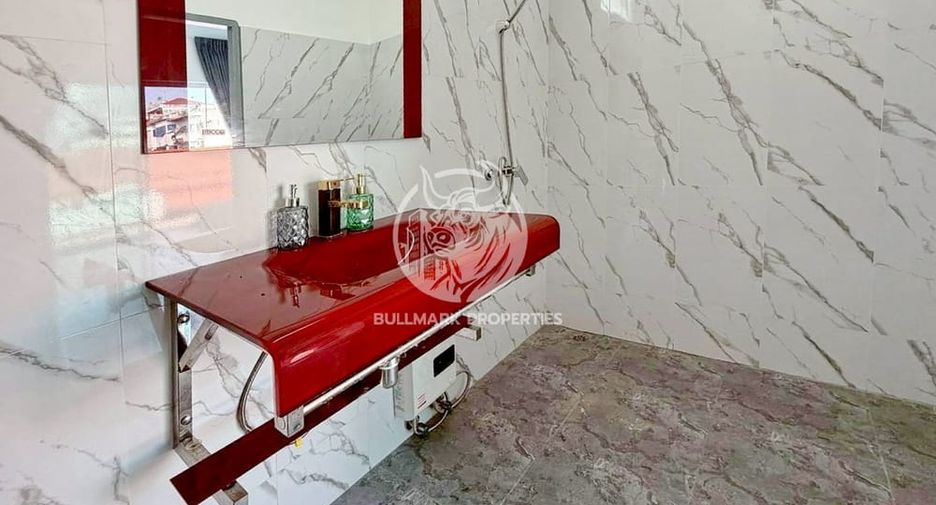 For rent and for sale 6 bedrooms villa in Bang Lamung, Chonburi