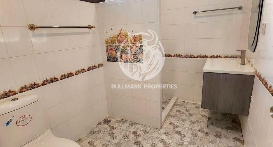 For rent 5 bedrooms house in Jomtien, Pattaya