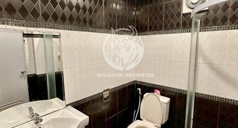For rent 5 bedrooms house in Jomtien, Pattaya