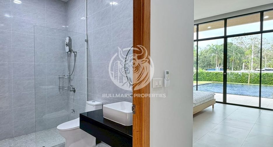 For rent 3 bedrooms house in Bang Lamung, Chonburi