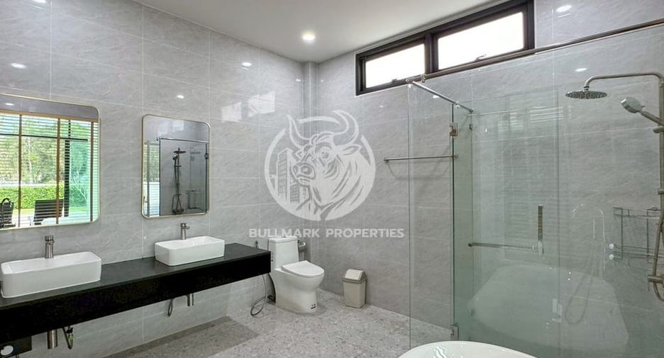 For rent 3 bedrooms house in Bang Lamung, Chonburi