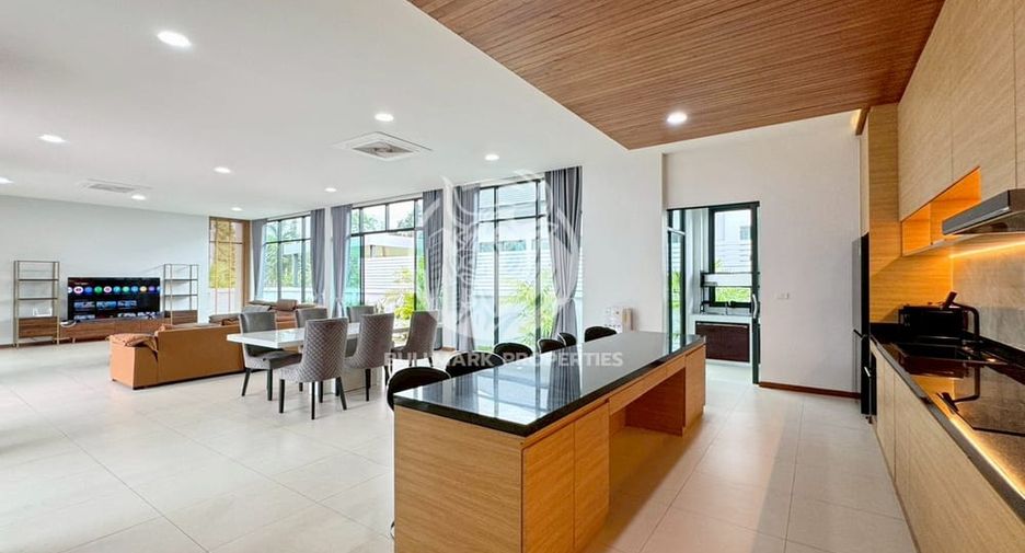 For rent 3 bedrooms house in Bang Lamung, Chonburi