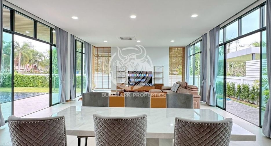 For rent 3 bedrooms house in Bang Lamung, Chonburi