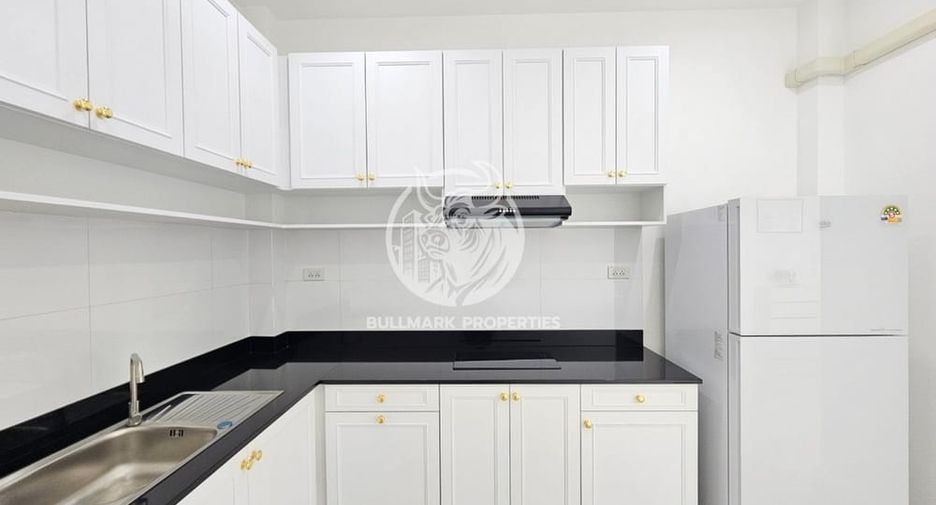 For rent 3 bedrooms house in Bang Lamung, Chonburi