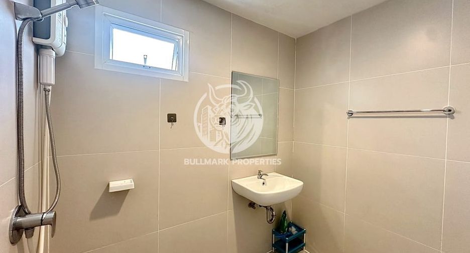 For rent 3 bedrooms house in Bang Lamung, Chonburi