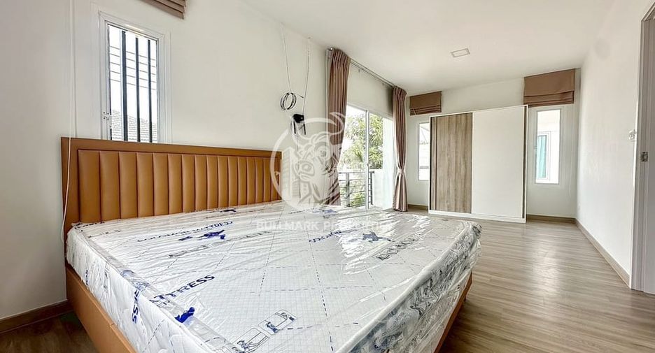 For rent 3 bedrooms house in Bang Lamung, Chonburi