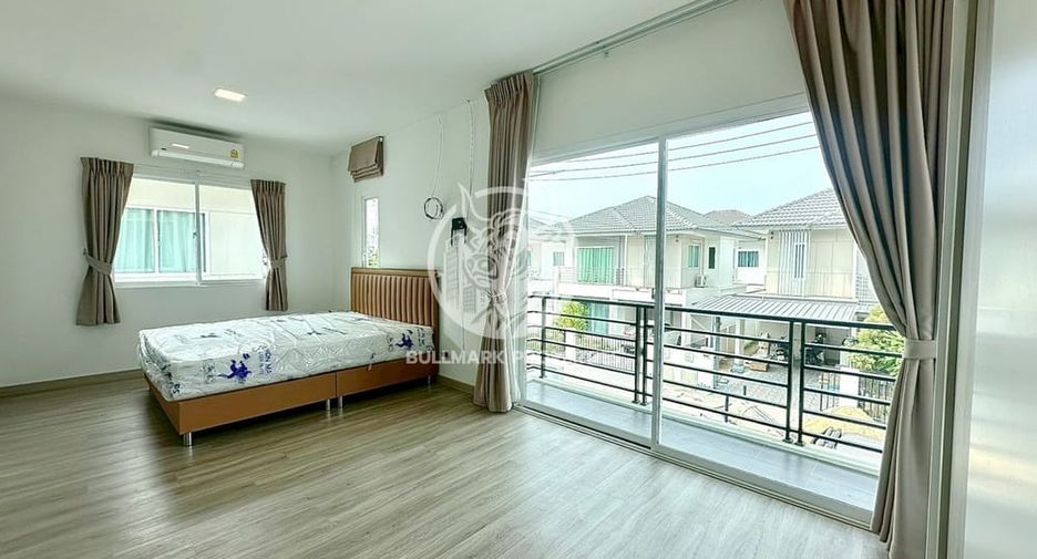 For rent 3 bedrooms house in Bang Lamung, Chonburi