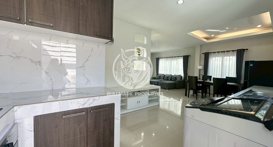For rent 3 bedrooms house in Bang Lamung, Chonburi