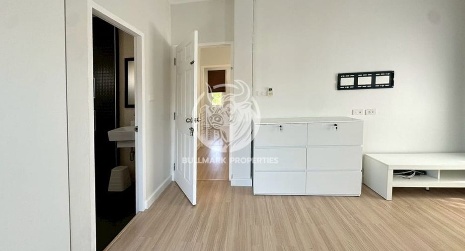 For rent 3 bedrooms house in Bang Lamung, Chonburi