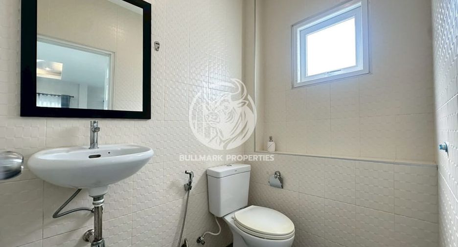 For rent 3 bedrooms house in Bang Lamung, Chonburi