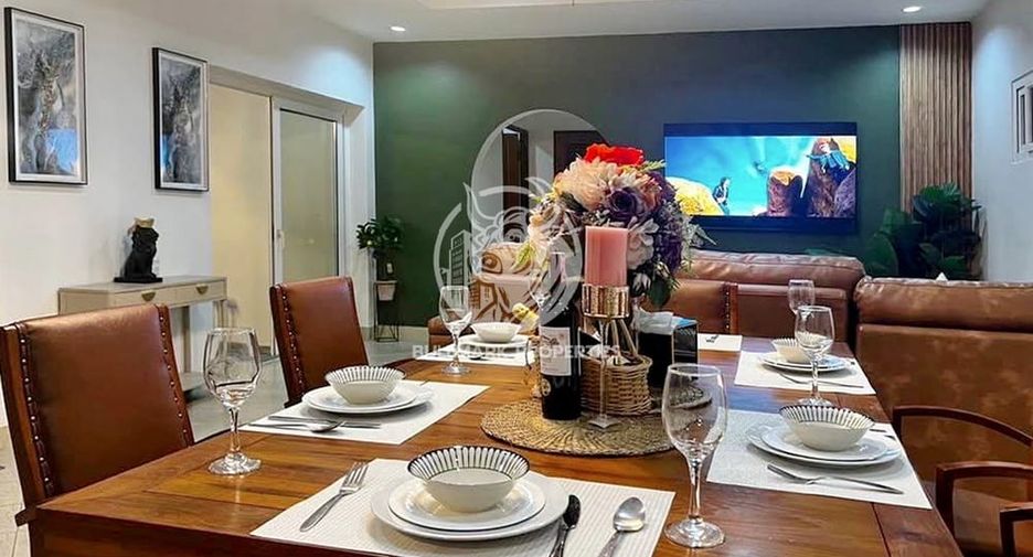 For rent 4 bedrooms villa in Bang Lamung, Chonburi