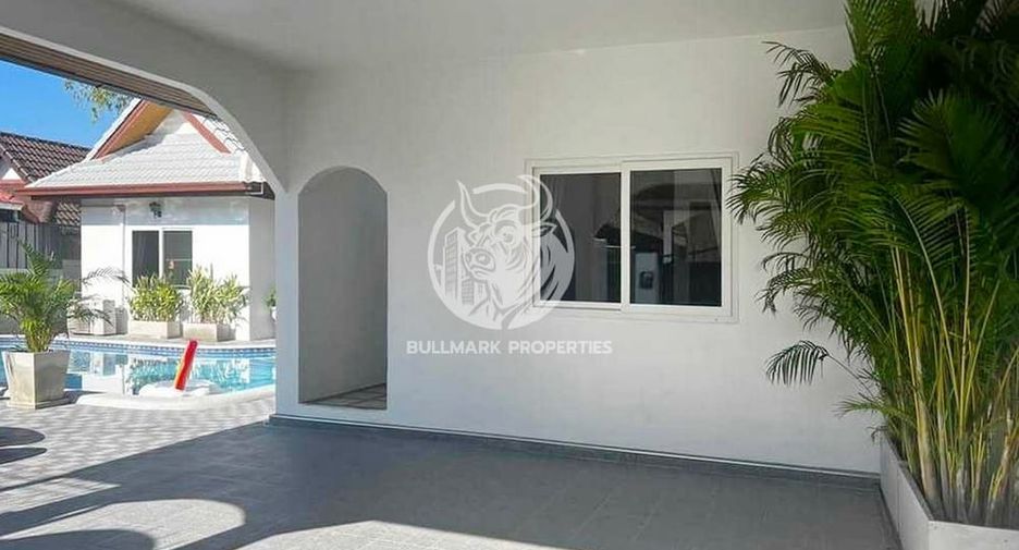 For rent 4 bedrooms villa in Bang Lamung, Chonburi