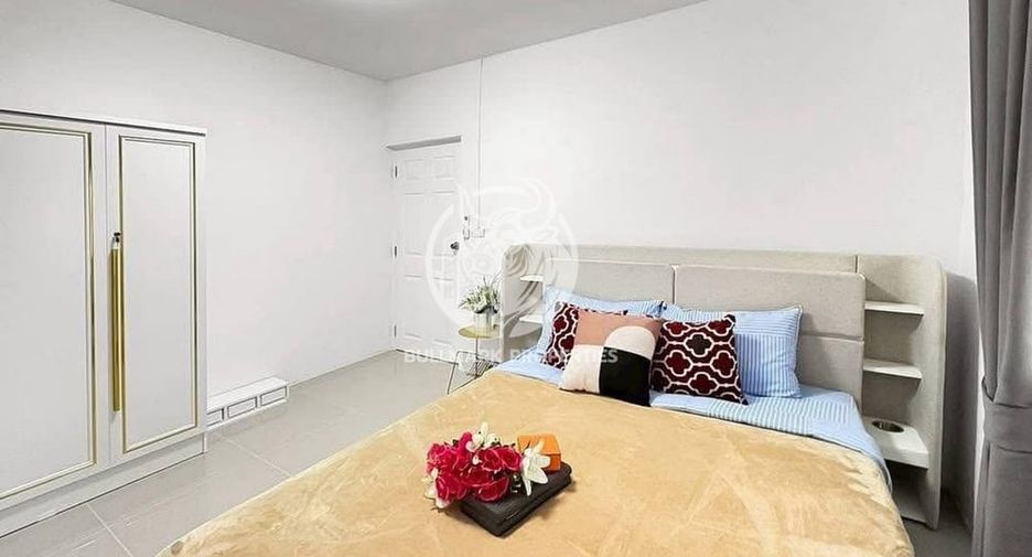 For rent 5 bedrooms house in Bang Lamung, Chonburi