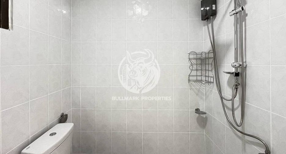 For rent 5 bedrooms house in Bang Lamung, Chonburi