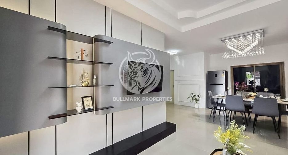 For rent 5 bedrooms house in Bang Lamung, Chonburi