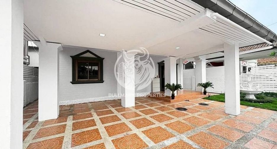 For rent 5 bedrooms house in Bang Lamung, Chonburi