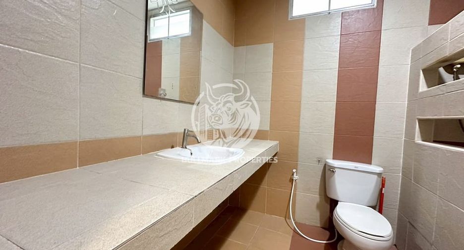 For rent 2 bedrooms house in Bang Lamung, Chonburi