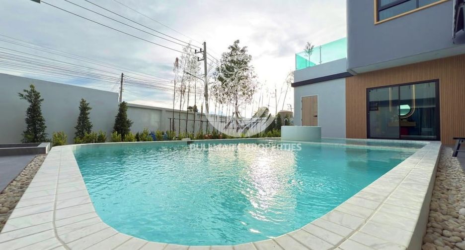 For rent and for sale 5 bedrooms house in Huay Yai, Pattaya