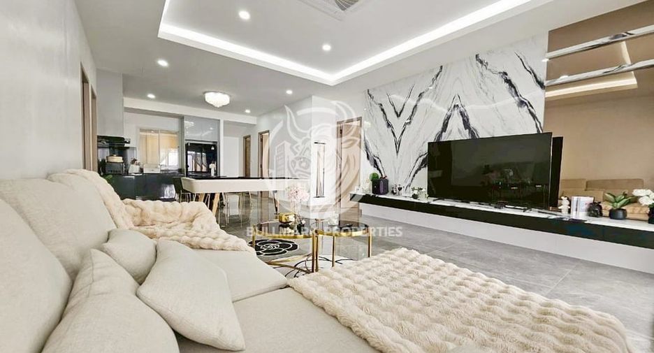 For rent 4 bedrooms villa in Jomtien, Pattaya