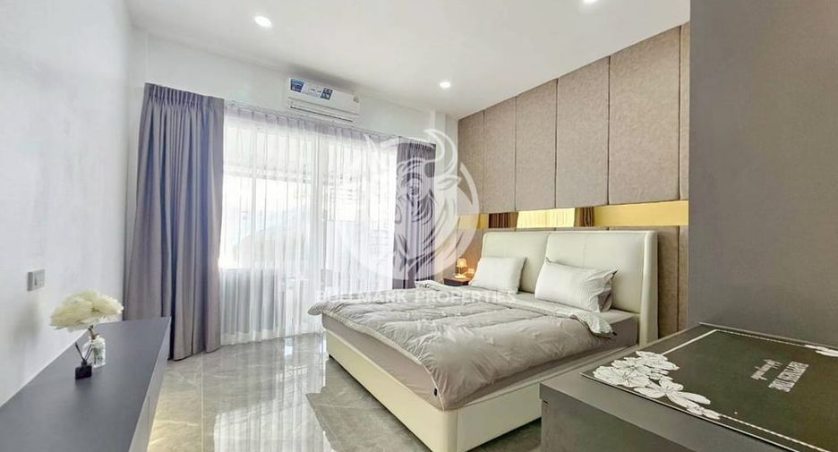 For rent 4 bedrooms villa in Jomtien, Pattaya
