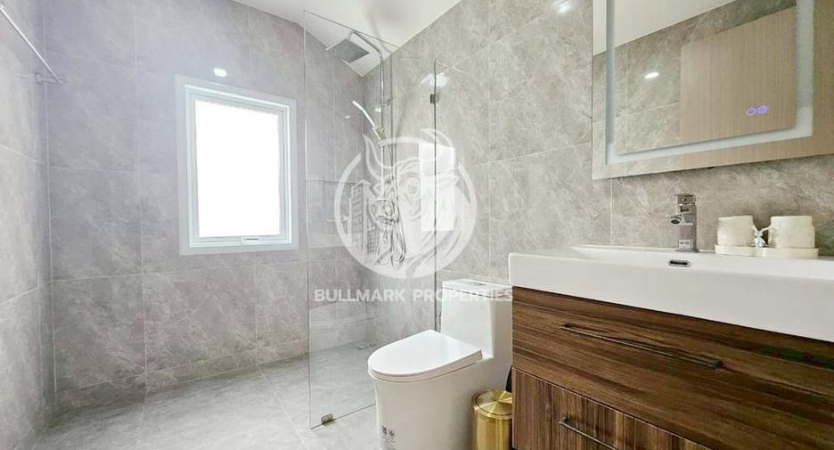 For rent 4 bedrooms villa in Jomtien, Pattaya