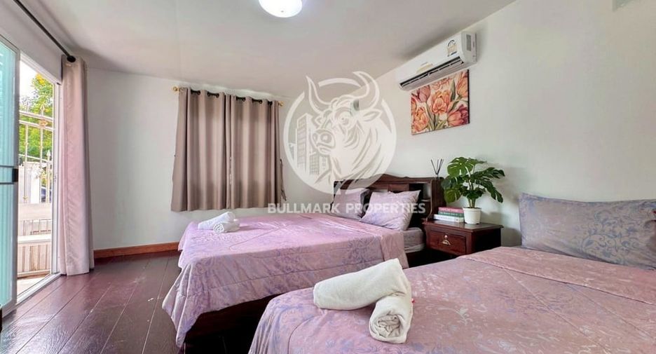 For rent 4 bedrooms house in Huay Yai, Pattaya
