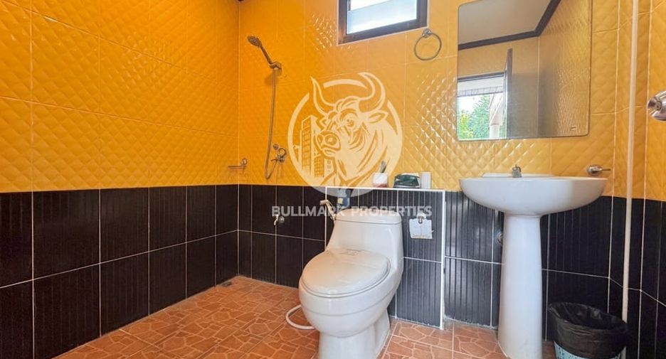 For rent 4 bedrooms house in Huay Yai, Pattaya