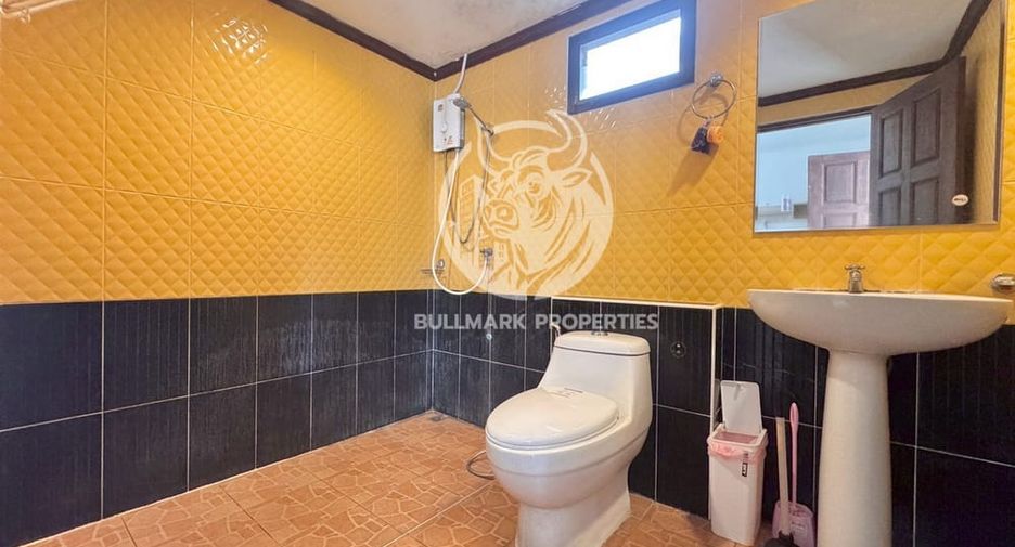 For rent and for sale 4 bedrooms house in Huay Yai, Pattaya