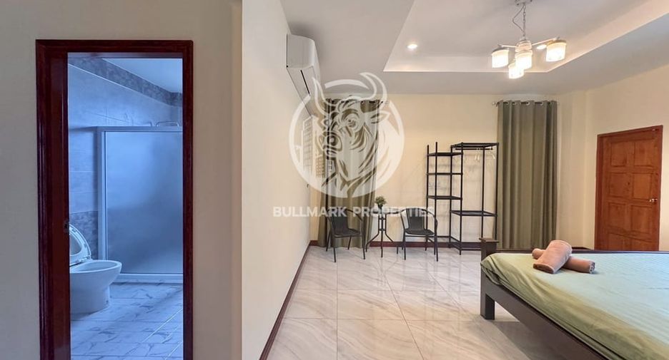 For rent and for sale 5 bedrooms house in Huay Yai, Pattaya