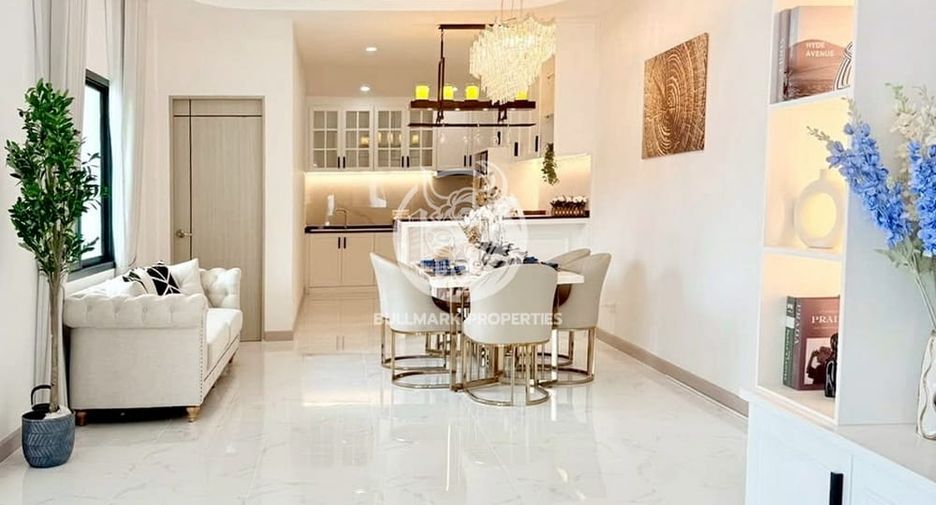 For rent and for sale 4 bedrooms house in Bang Lamung, Chonburi