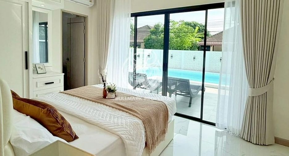 For rent and for sale 4 bedrooms house in Bang Lamung, Chonburi