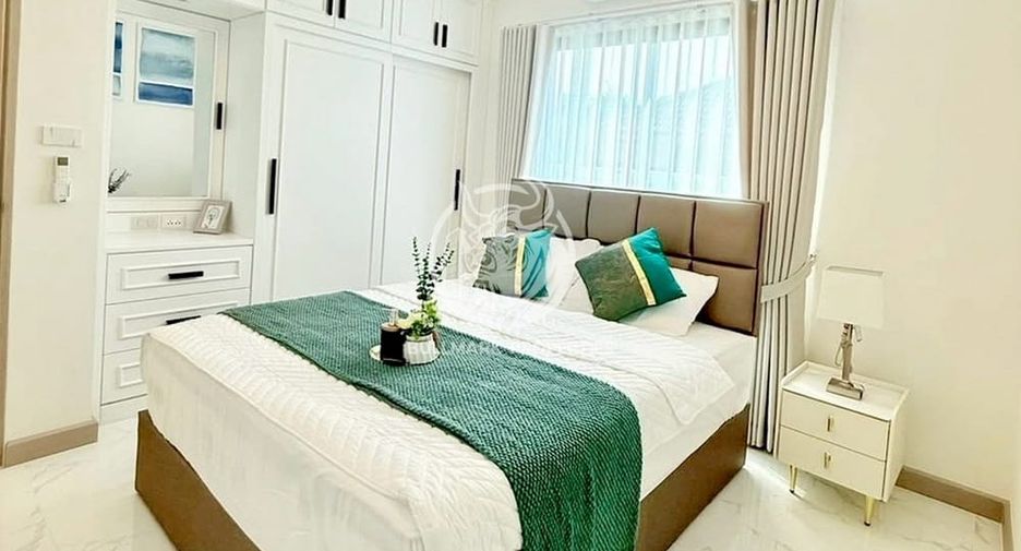For rent and for sale 4 bedrooms house in Bang Lamung, Chonburi