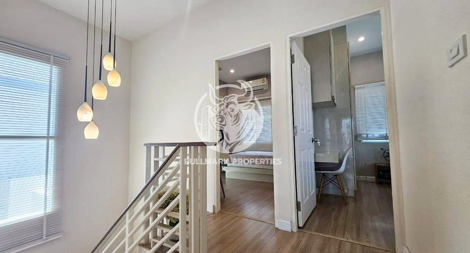 For rent 4 bedrooms house in Bang Lamung, Chonburi