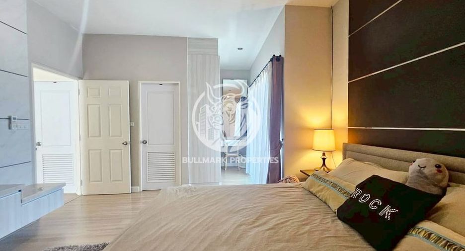 For rent 4 bedrooms house in Bang Lamung, Chonburi