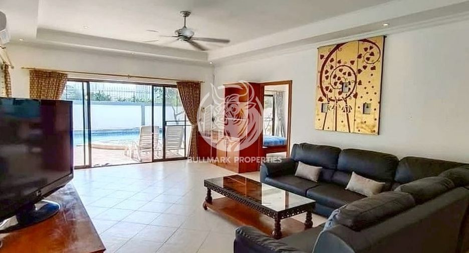 For rent 4 bedrooms villa in Jomtien, Pattaya