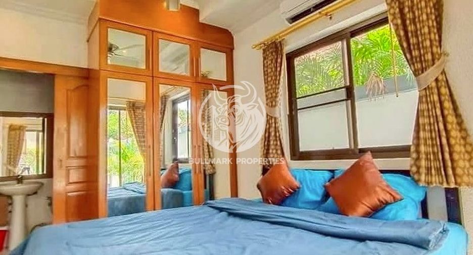 For rent 4 bedrooms villa in Jomtien, Pattaya