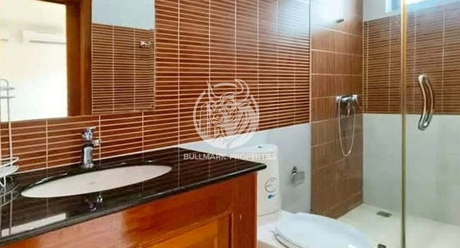 For rent 4 bedrooms villa in Jomtien, Pattaya