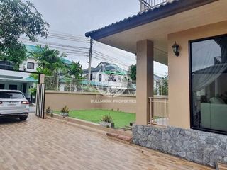 For rent 3 bedrooms house in Na Jomtien, Pattaya