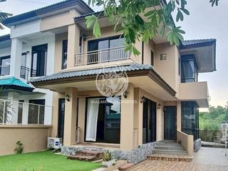 For rent 3 bedrooms house in Na Jomtien, Pattaya
