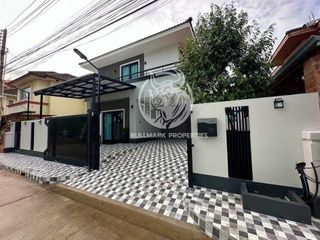 For Rent 4 Bedroom House In Bang Lamung, Chonburi